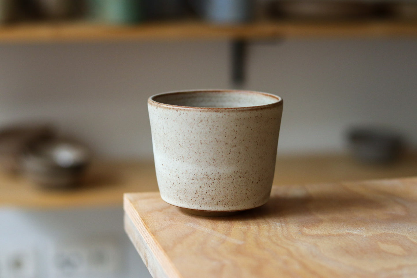 TEA CUP - OFF WHITE