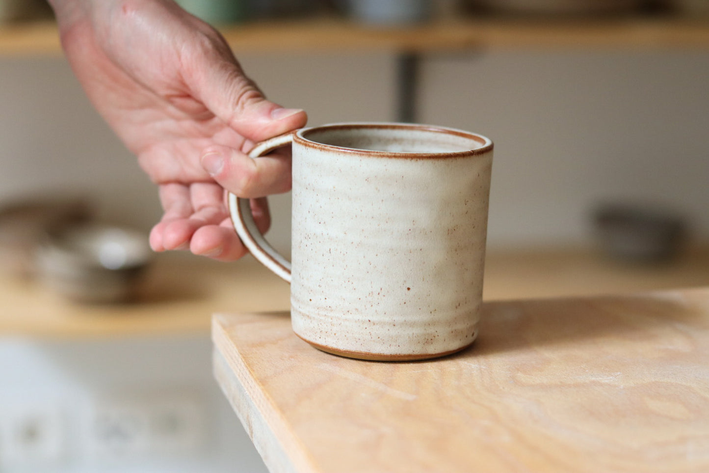 MUG - OFF WHITE